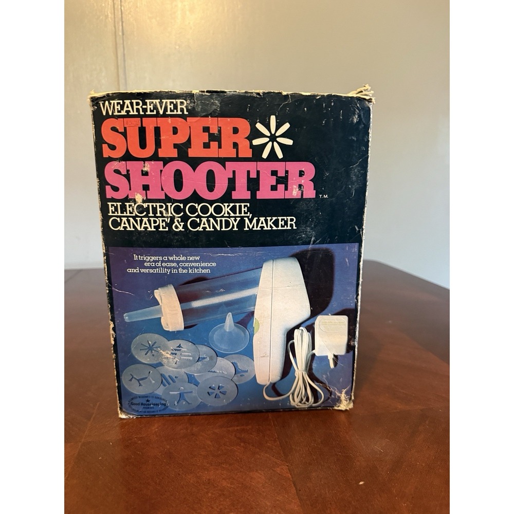Vintage Wear-Ever Super Shooter Electric Cookie Press 70001 Works
